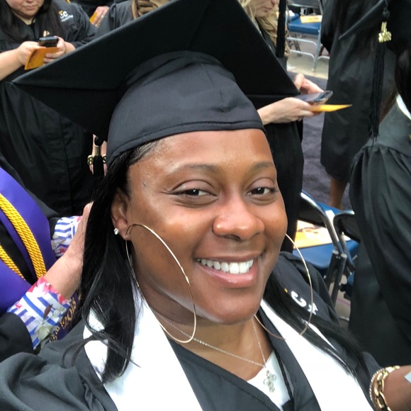 Meet your Posher, Shanella - Picture 1 of 1